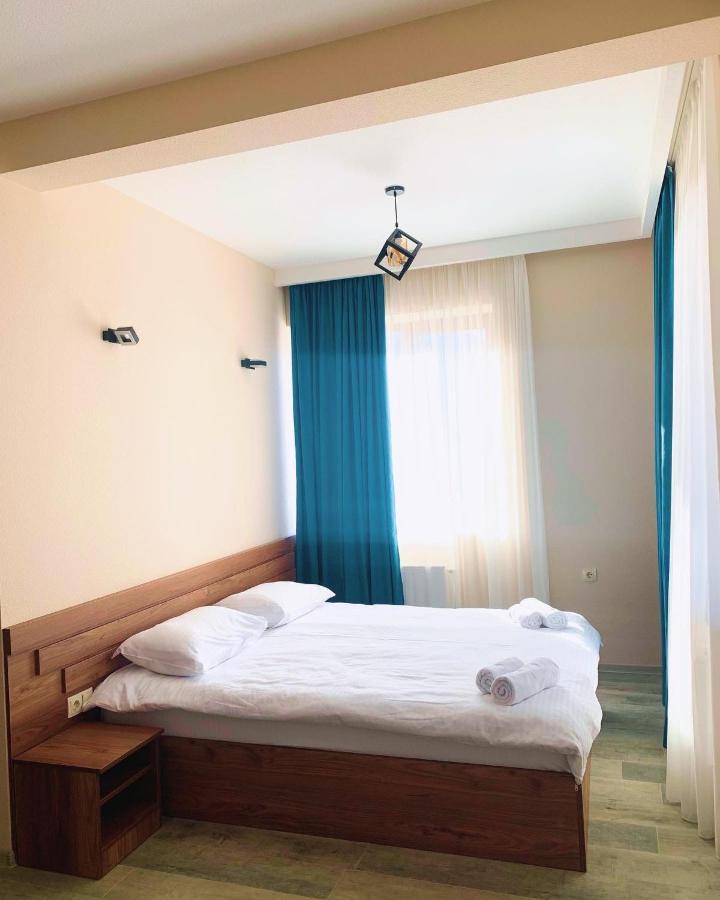 Hotel Axien Kazbegi Exteriör bild