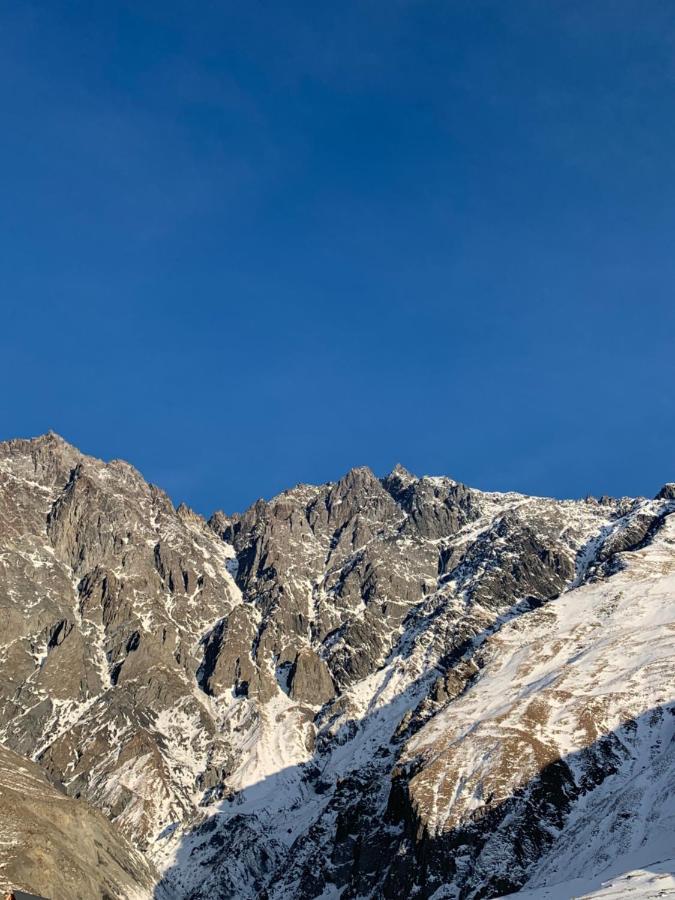 Hotel Axien Kazbegi Exteriör bild