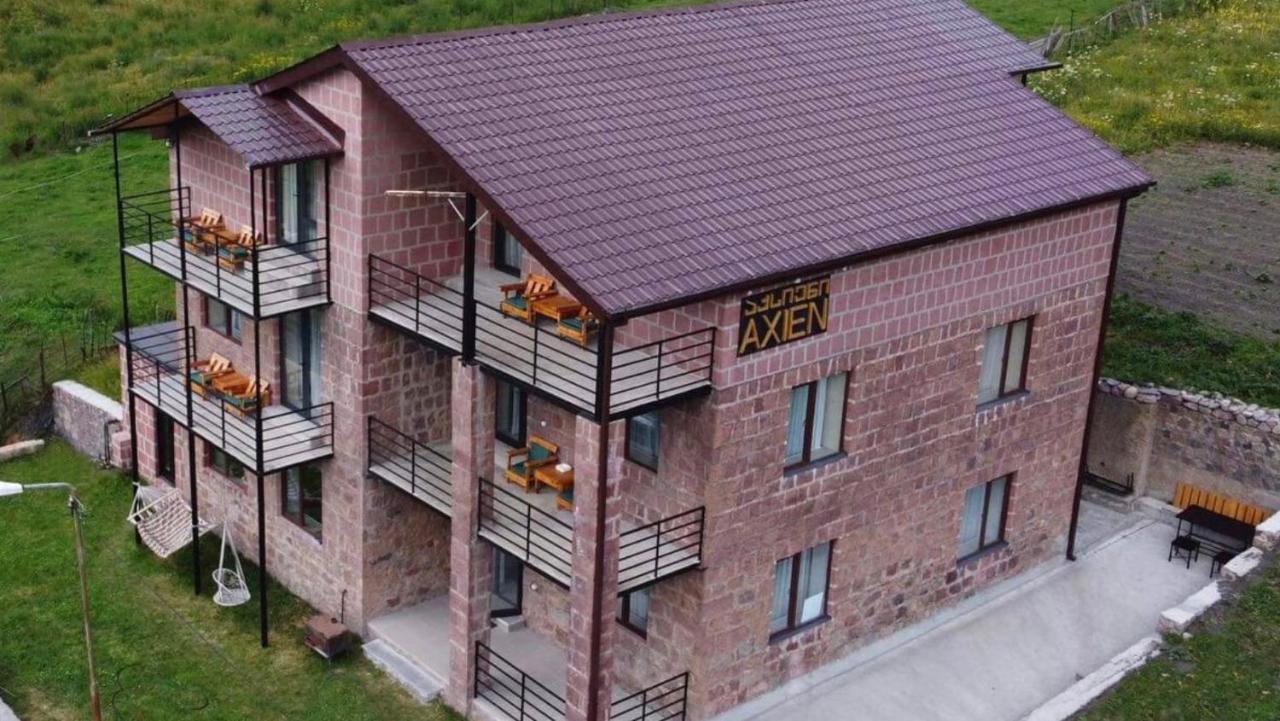 Hotel Axien Kazbegi Exteriör bild