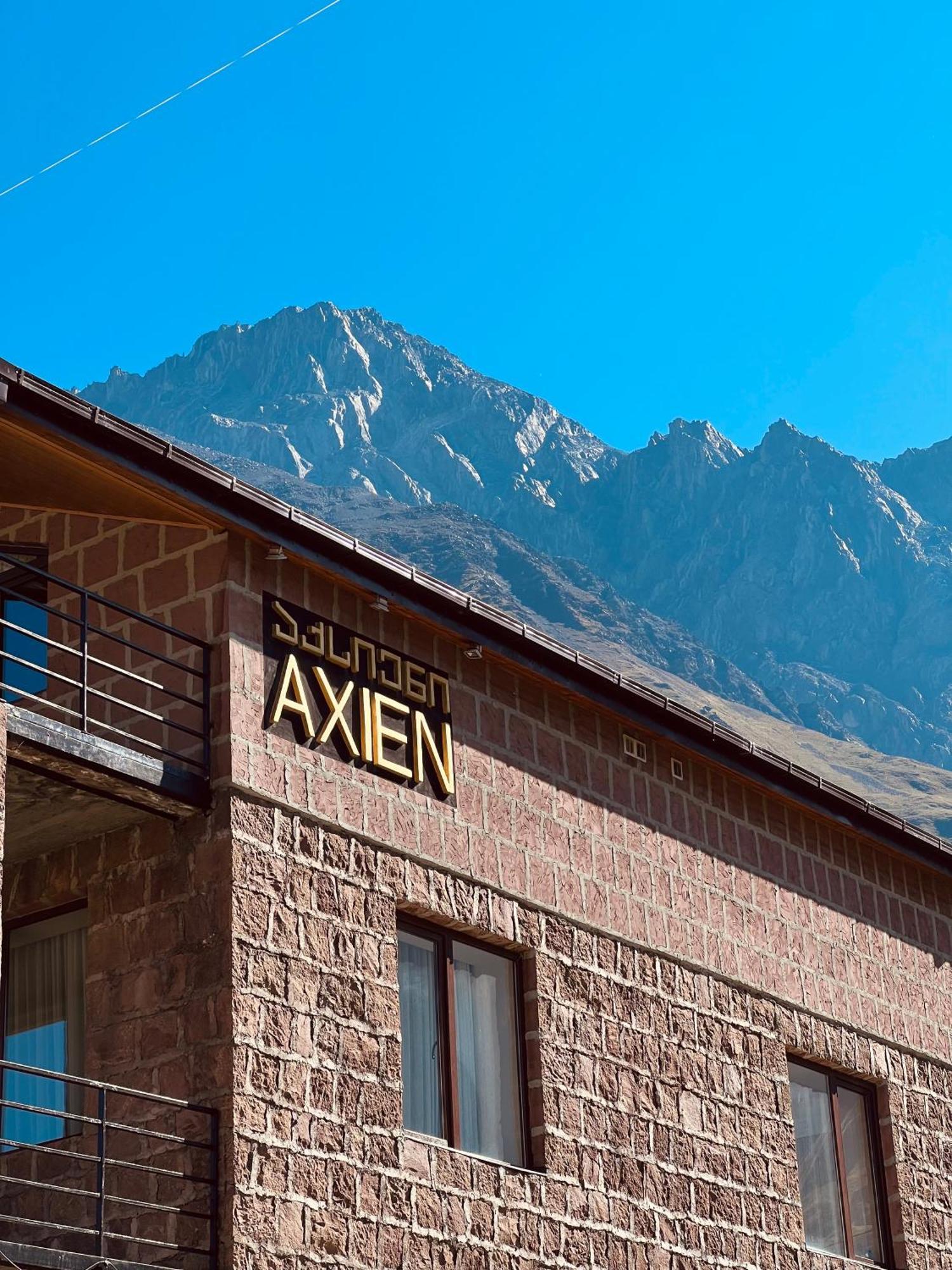 Hotel Axien Kazbegi Exteriör bild